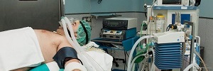 Valoración de los cuidados de enfermería en la prevención de la neumonía asociada a ventilación mecánica, Enferm Intensiva- 2011